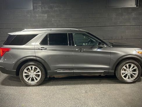 Used 2020 Ford Explorer Limited AWD/4WD image 6