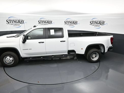 Used 2024 Chevrolet Silverado 3500 W/T RWD image 21