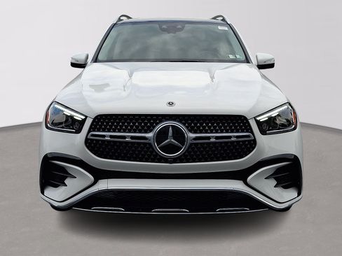 Certified 2026 Mercedes-Benz GLE 450 4MATIC image 2