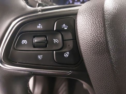 Used 2022 Buick Envision Essence w/ Technology Package II image 18