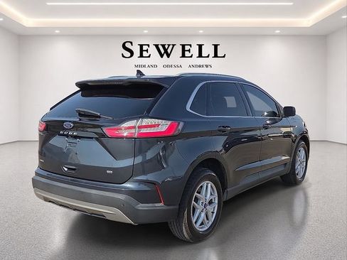 Used 2022 Ford Edge SEL w/ Convenience Package AWD/4WD image 4