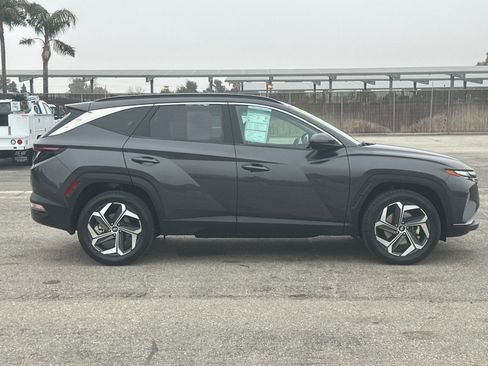 Used 2022 Hyundai Tucson SEL w/ Convenience Package image 3