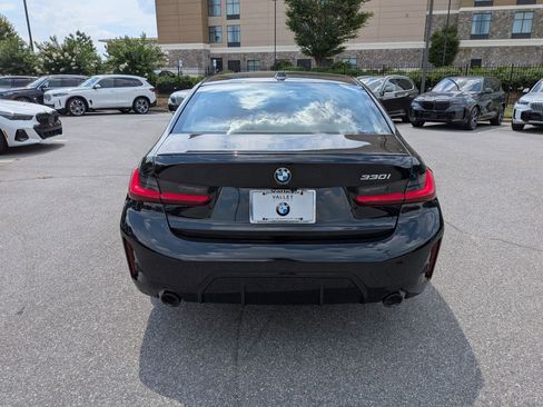 New 2026 BMW 330i Sedan w/ M Sport Package RWD image 4