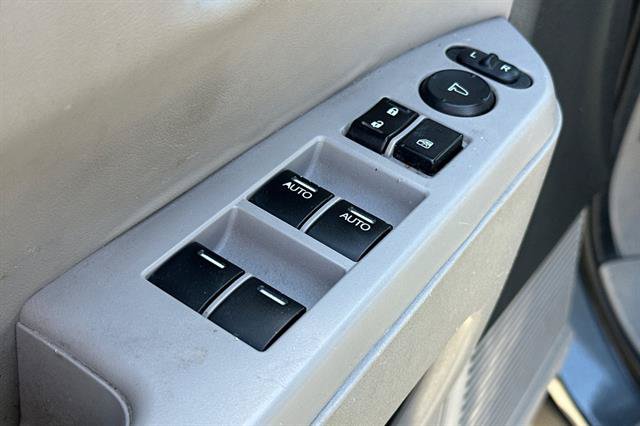 Used 2012 Honda Pilot EX-L image 11