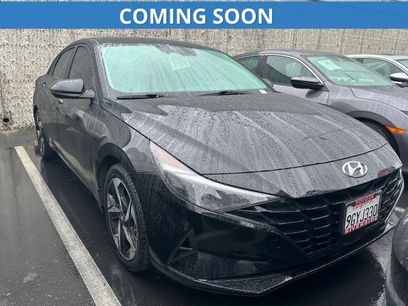 Used 2023 Hyundai Elantra SEL w/ Convenience Package