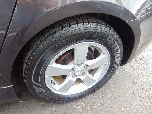 Used 2016 Chevrolet Cruze LT w/ Sun And Sound Package image 32