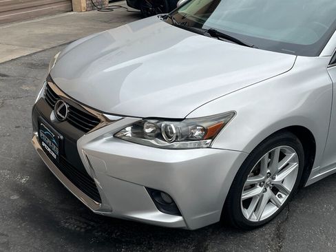 Used 2016 Lexus CT 200h FWD image 12
