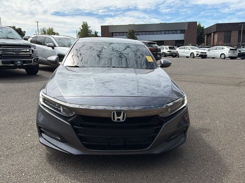 Used 2018 Honda Accord Sport image 2
