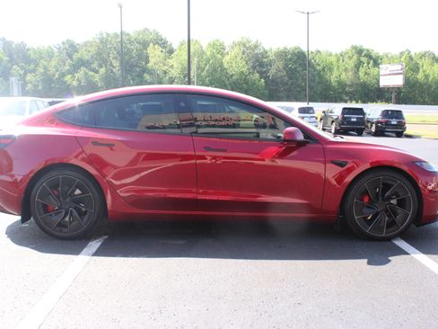 Used 2025 Tesla Model 3 Performance AWD/4WD image 5