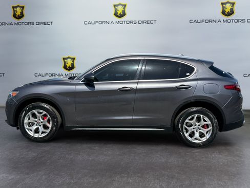 Used 2019 Alfa Romeo Stelvio RWD image 2