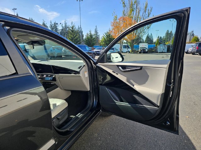 Certified 2023 Kia Niro Wind w/ Wind Preserve Package FWD image 12