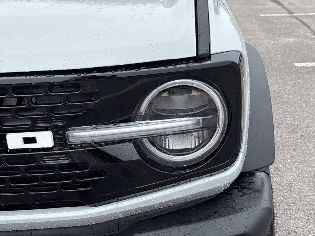 New 2026 Ford Bronco Outer Banks w/ Black Appearance Package AWD/4WD image 11