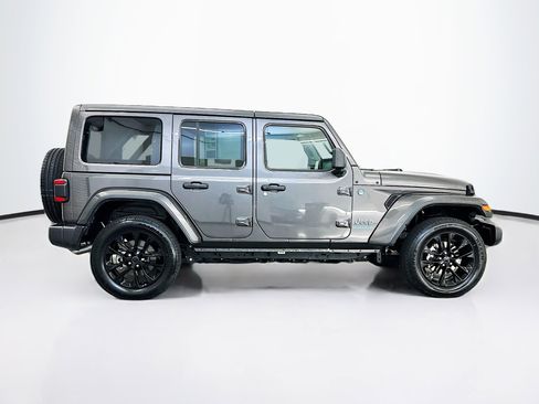 Used 2025 Jeep Wrangler Sahara w/ Safety Group image 10