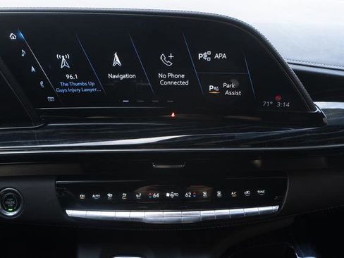 Used 2023 Cadillac Escalade Sport image 17