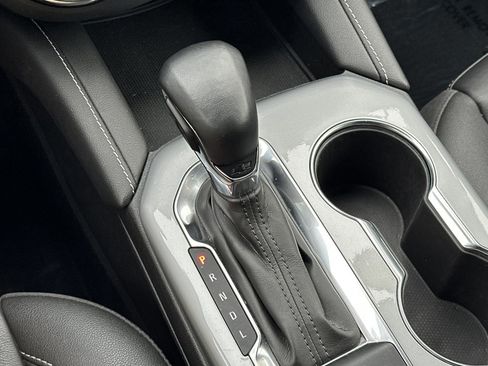 Used 2023 Chevrolet Blazer LT image 21