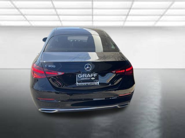 Used 2025 Mercedes-Benz C 300 Sedan image 3