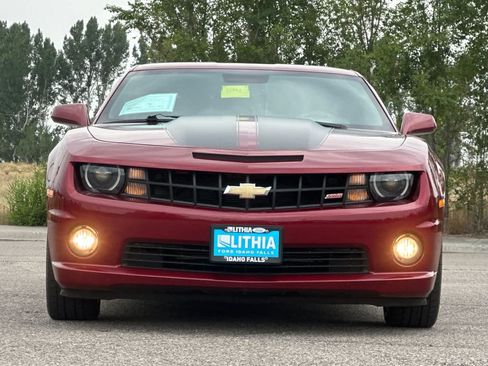 Used 2010 Chevrolet Camaro SS w/ RS Package RWD image 10