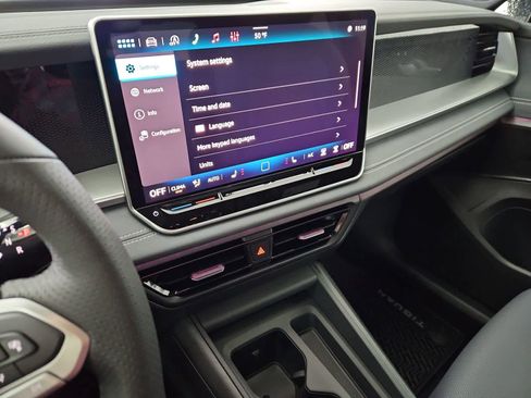 New 2026 Volkswagen Tiguan SE R-Line image 29