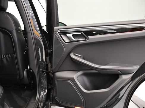 Used 2024 Porsche Macan S image 53