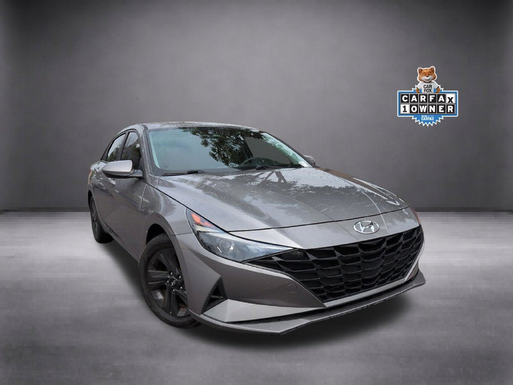 Certified 2023 Hyundai Elantra SEL w/ Cargo Package FWD image 2