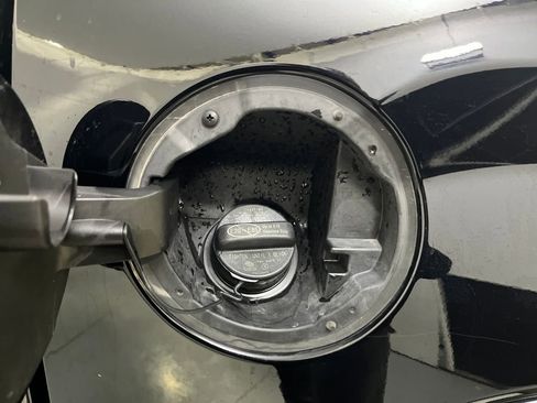 Used 2024 Toyota Tundra Platinum image 62