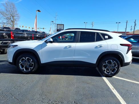 New 2026 Chevrolet Trax LT image 6