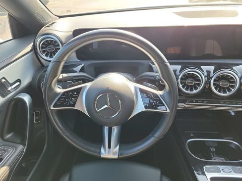 Used 2025 Mercedes-Benz CLA 250 image 12