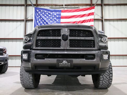 Used 2016 RAM 2500 Laramie w/ Sport Appearance Group AWD/4WD image 2