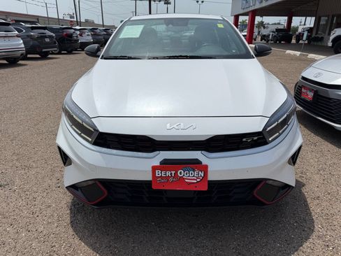Used 2023 Kia Forte GT w/ GT2 Package FWD image 2