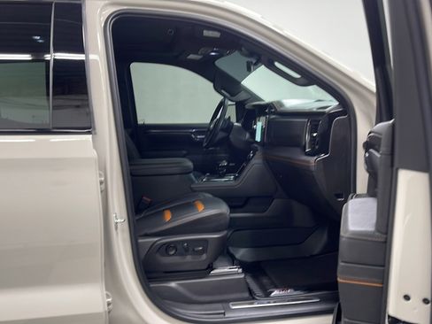 Used 2026 GMC Sierra 1500 AT4 w/ AT4 Premium Package AWD/4WD image 21