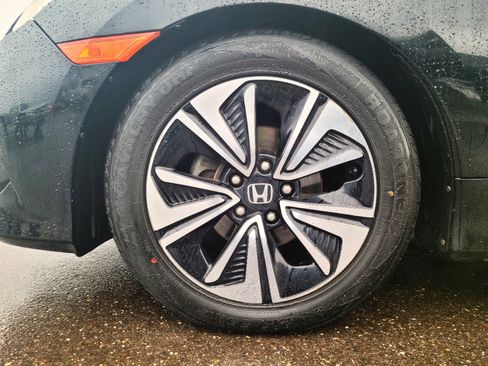 Used 2018 Honda Civic EX-T image 20