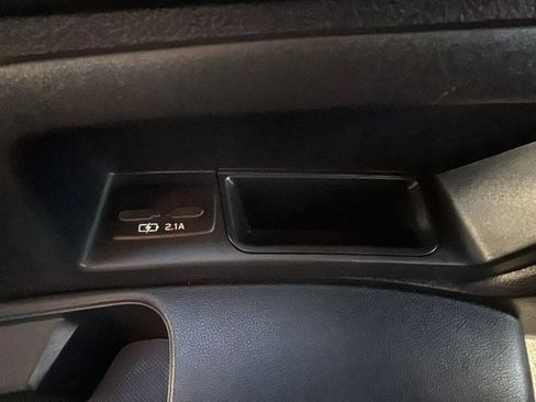 Used 2019 Subaru Ascent Touring w/ Popular Package #3 AWD/4WD image 41