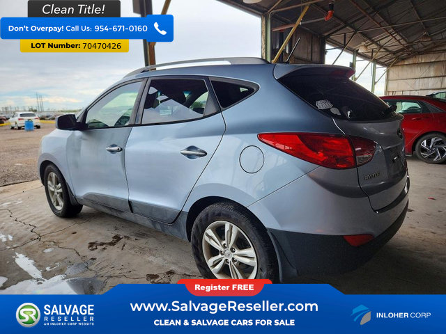 Used 2011 Hyundai Tucson GLS w/ Navigation Pkg 2 AWD/4WD image 3