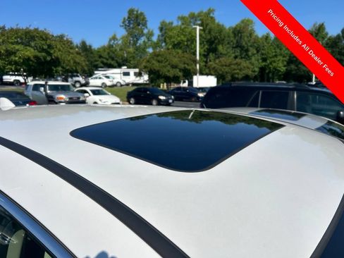 Used 2021 Honda CR-V EX image 3
