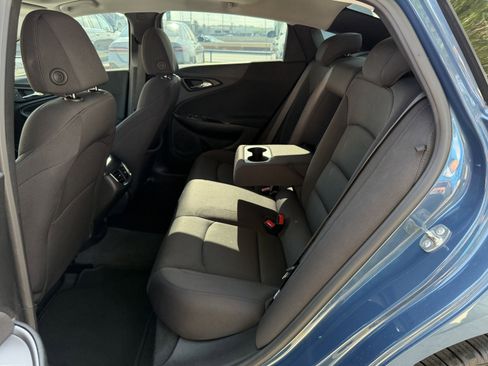 Used 2024 Chevrolet Malibu LT FWD image 12