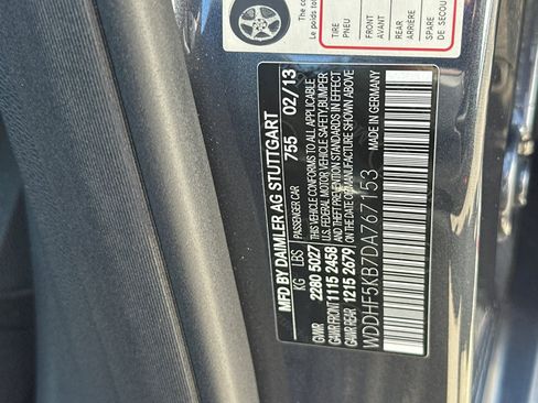 Used 2013 Mercedes-Benz E 350 Sedan image 28