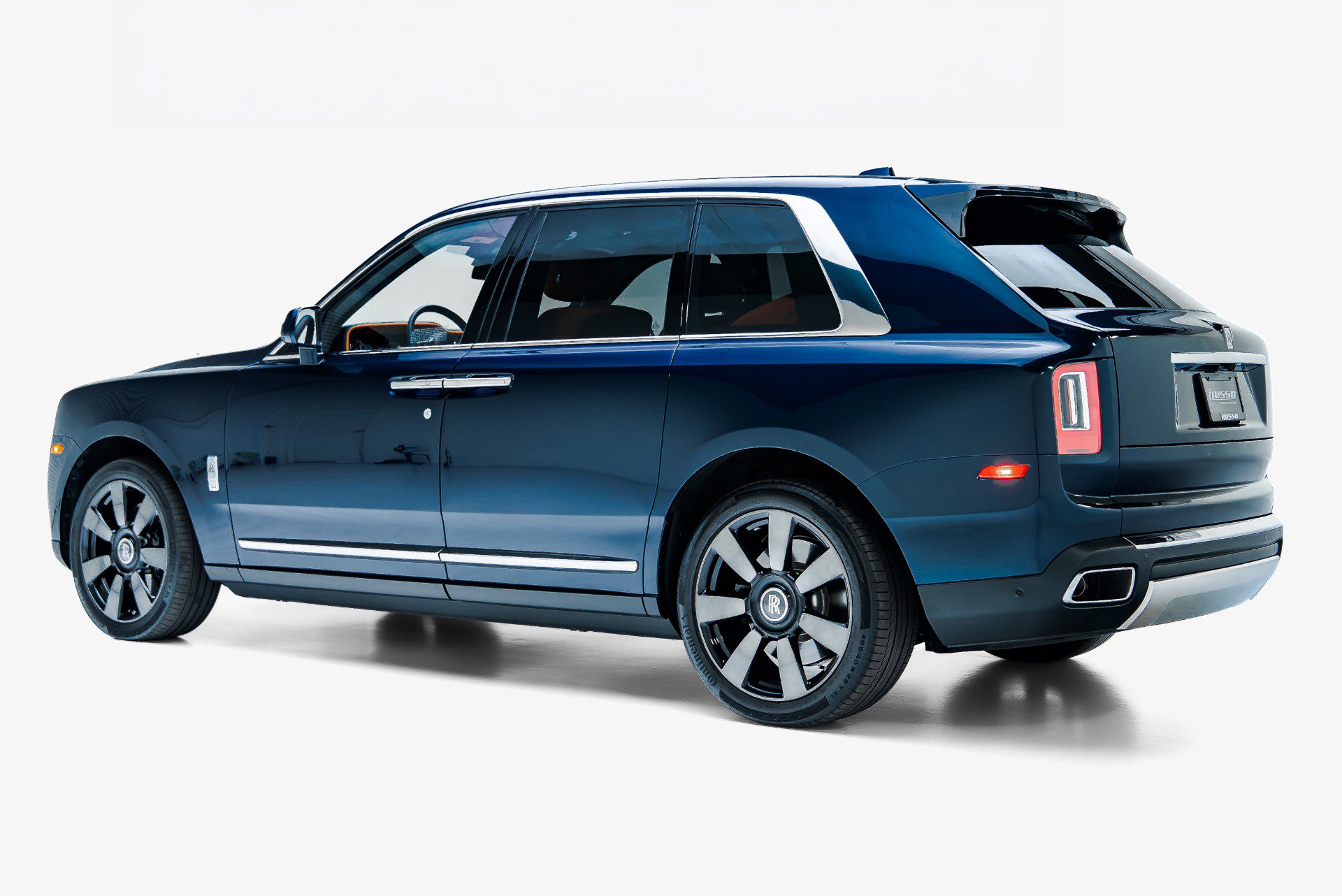 Used 2023 Rolls-Royce Cullinan AWD/4WD image 7