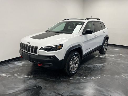 Used 2022 Jeep Cherokee Trailhawk w/ Sun, Sound & Nav Group image 16