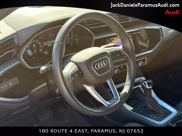 Used 2025 Audi Q3 2.0T Premium AWD/4WD image 12