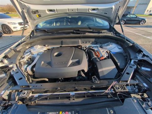 Used 2024 Volvo XC60 T8 Ultimate w/ Protection Package Premier image 20