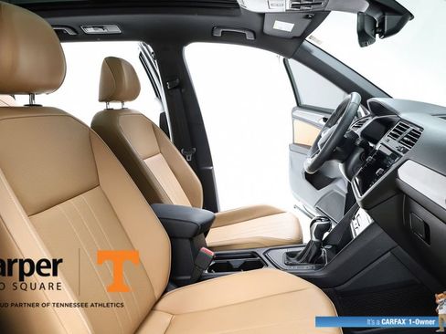 Used 2023 Volkswagen Tiguan SE R-Line FWD image 34