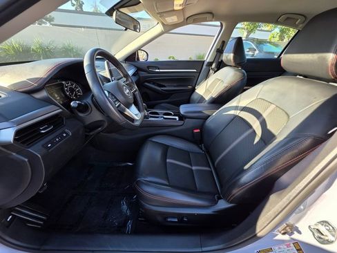 Used 2024 Nissan Altima 2.5 SR image 15
