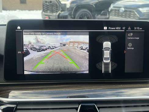 Used 2022 BMW 530i xDrive w/ M Sport Package image 28