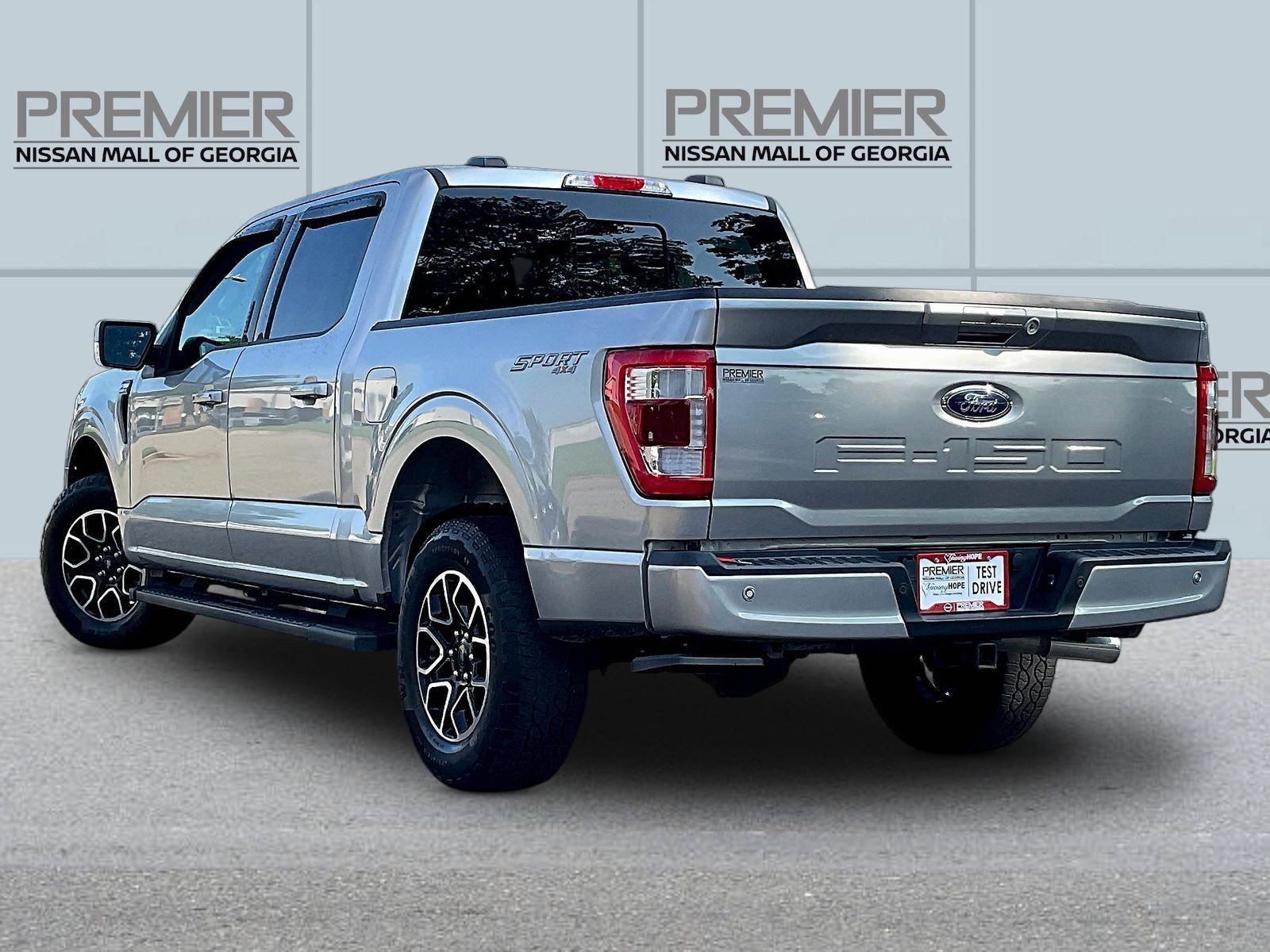 Used 2022 Ford F150 Lariat AWD/4WD image 5