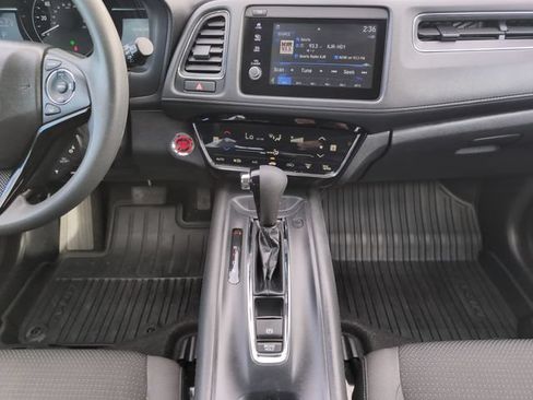 Used 2019 Honda HR-V EX image 24