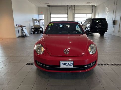 Used 2013 Volkswagen Beetle Turbo 60's Edition image 7