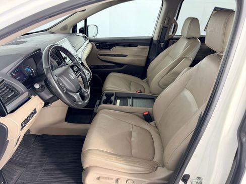 Used 2018 Honda Odyssey Elite image 5