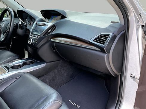 Used 2020 Acura MDX w/ Technology Package AWD/4WD image 19