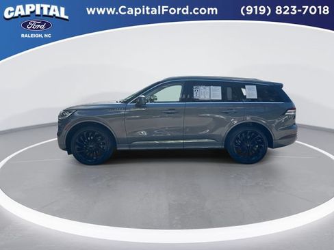 Used 2022 Lincoln Aviator Reserve w/ Equipment Group 201A AWD/4WD image 5