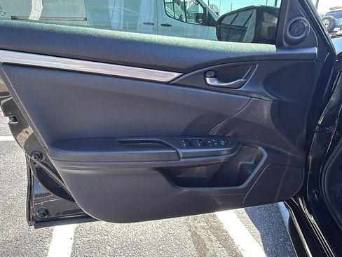 Used 2021 Honda Civic Sport image 9